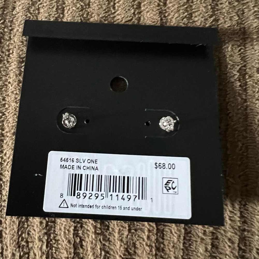 Coach Open Circle Stone Stud Earrings NWT w/packaging - Picture 2 of 4